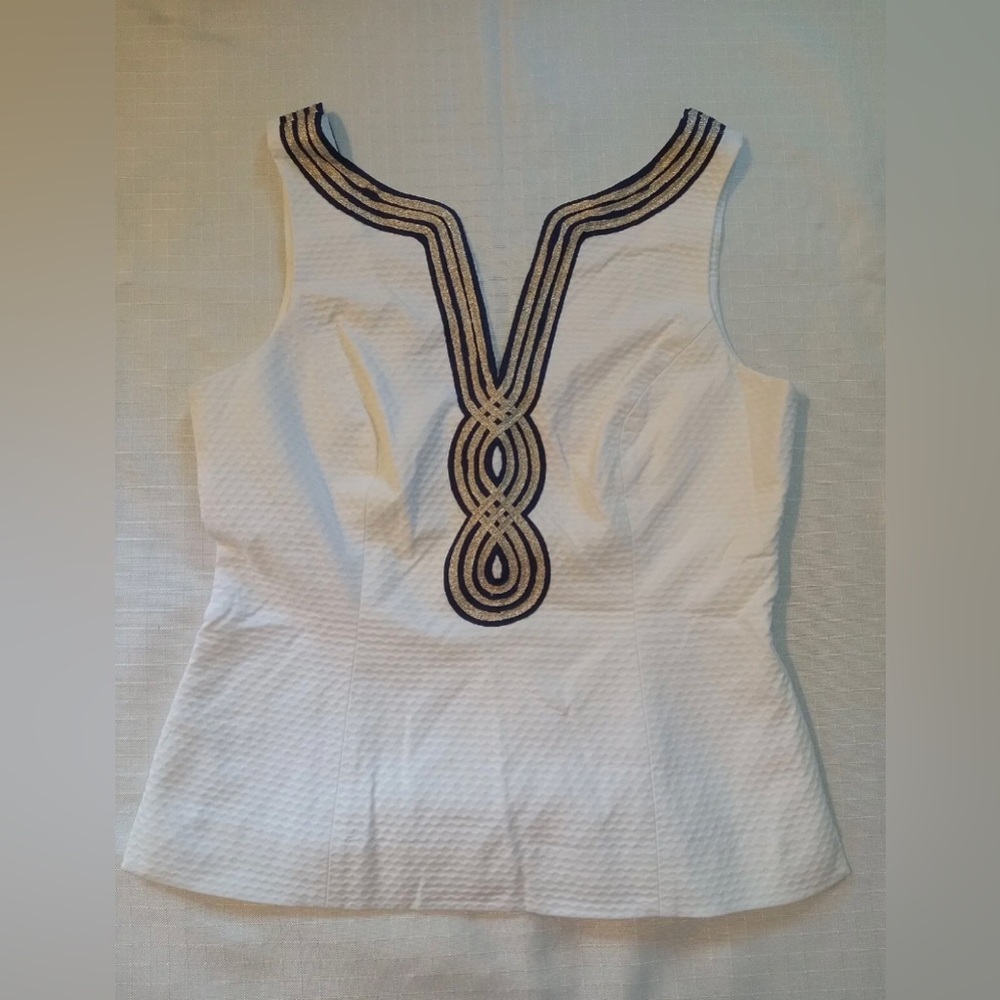 lilly pulitzer womens  Trim Janice Top Size 10 / White- Gold ,  Applique  Blouse